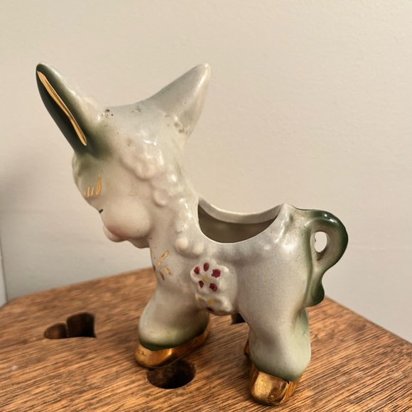 Vintage animal pot Charming Ceramic Donkey planter pot Figurine with Gold Accent - Picture 6 of 8